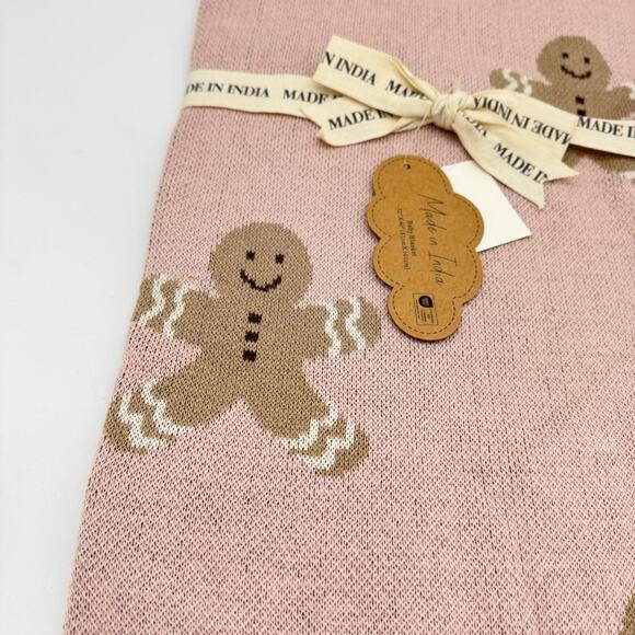 Baby Blanket Made In India Pink & Brown Gingerbread Men Christmas Holiday NEW - Picture 4 of 5